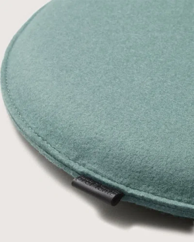 Graf & Lantz Graf Lantz Zabuton Merino Wool Round Seat Cushion In Green