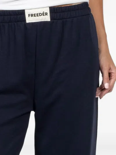 松紧裤腰运动裤