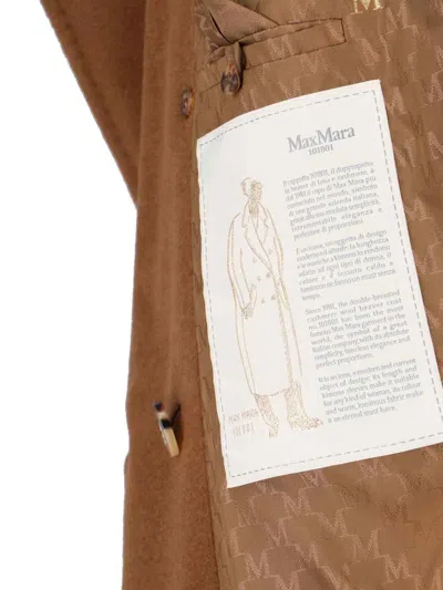 Max Mara 101801 Double-breasted Coat In Brown