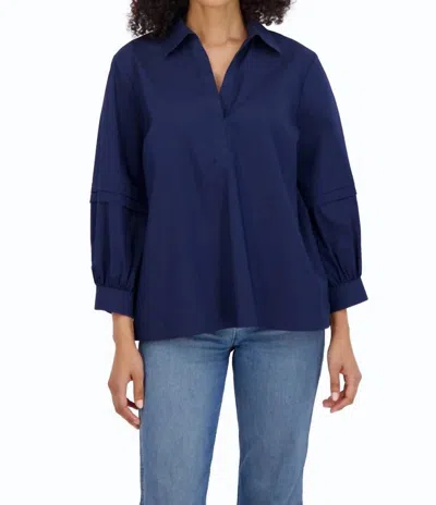 Foxcroft Frankie Popover Shirt In Navy In Blue