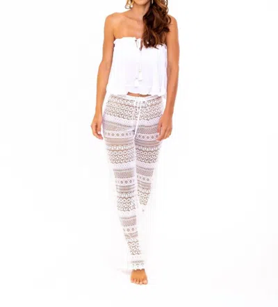 Soah Women's Dylan Peasant Blouse In White In White