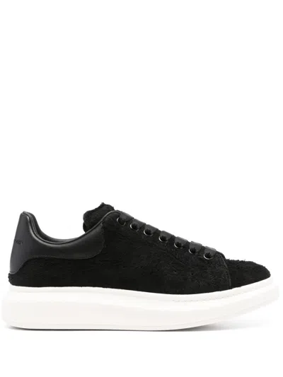 Alexander Mcqueen Men Black Low Top Sneakers With Chunky Sole In Leather Man