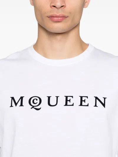 Alexander Mcqueen Men White Crewneck T-shirt With Logo Lettering On The Front In Cotton Man In White