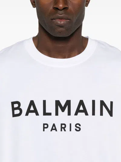 Balmain White Crewneck T-shirt With Contrasting Logo Lettering Print In Cotton In White