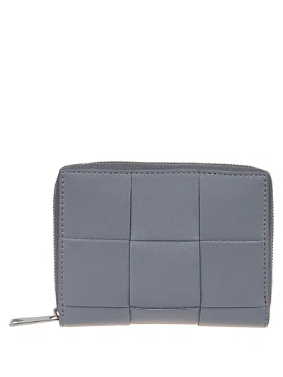 Bottega Veneta Men Leather Wallet In Gray