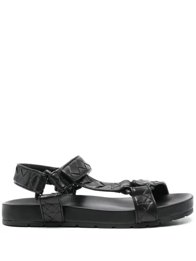 Bottega Veneta Trip Leather Slides In Black