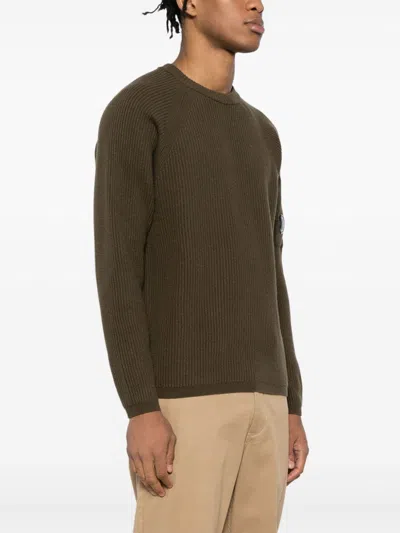 C.p. Company Lens Detail Ribbed Sweater In Green