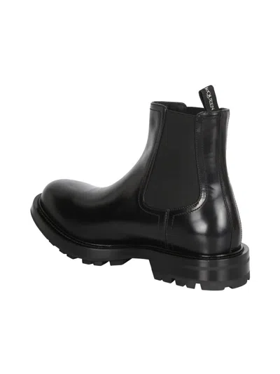 Alexander Mcqueen Ankle Leather Boots Lug Sole In Black