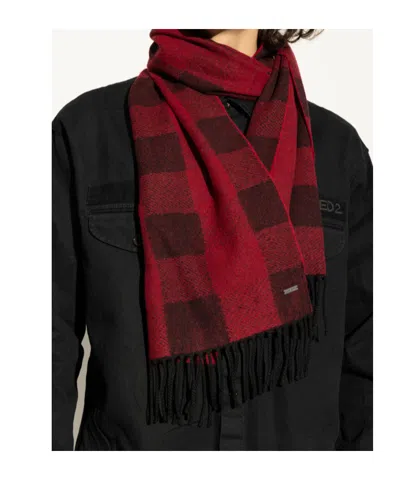 Dsquared2 Checked Fringed Scarf In Red