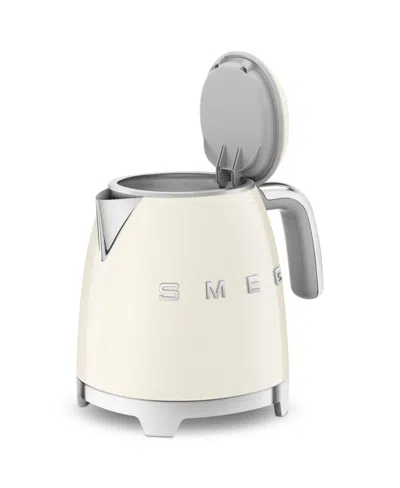 Smeg 50s Style Retro Mini Kettle Cream In White