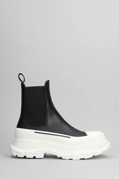Alexander Mcqueen Chunky Outsole Cap Toe Chelsea Boots In Black