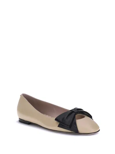 Valentino Bow-detail Leather Ballet Flats In Neutral