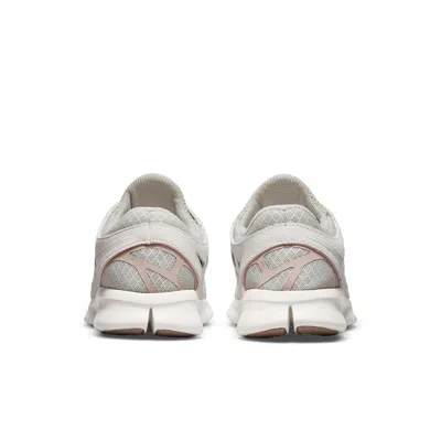 Nike (wmns)  Free Run 2 'pure Platinum' In Multi