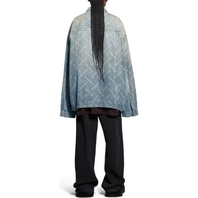 Balenciaga Jeansjacke Mit Logo-print In Blue