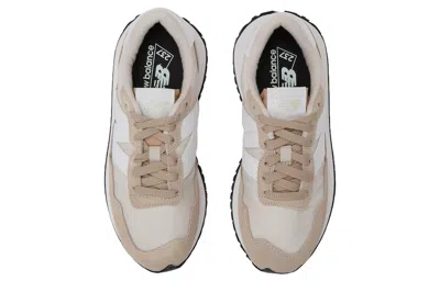 New Balance (wmns)  237 'cream White'