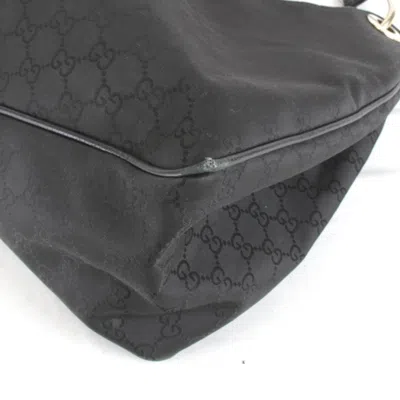 Pre-owned Gucci Black Nylon Shoulder Bag ()