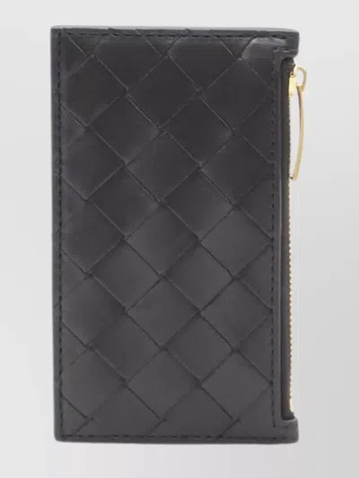 Bottega Veneta Compact Leather Cardcase Textured Pattern In Black