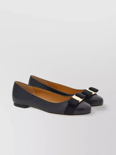 Ferragamo Glossy Leather Ballerinas With Bow Accent In Black