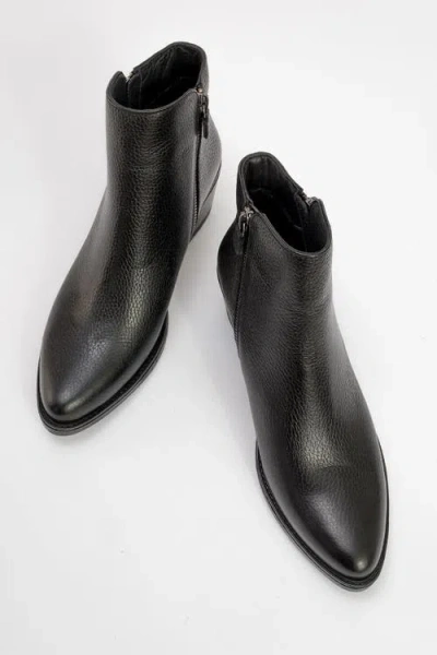 Forever & Always Shoes Jayer Leather Double-zip Block Heel Boot In Black