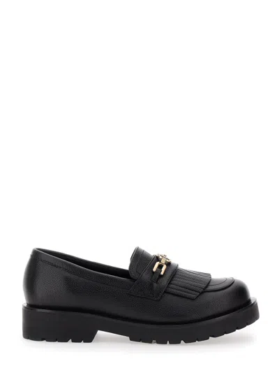 Twinset Twin-set Tassel Loafers With Logo Chain In Black