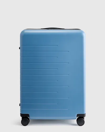 Quince Expandable Large Check-in Suitcase In Blue