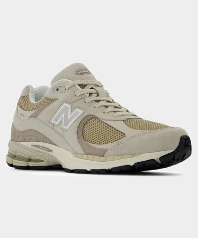 New Balance Unisex 2002r Sneakers In Neutral