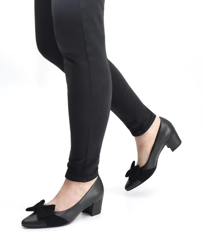 Easy Street Womens Pointed Closed Toe Block Heel Pumps In Black