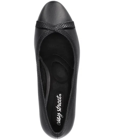 Easy Street Kata Womens Round Stiletto Heel Pumps In Black