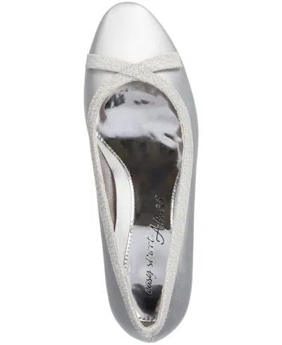 Easy Street Kata Womens Round Stiletto Heel Pumps In Silver