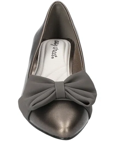 Easy Street Womens Pointed Closed Toe Block Heel Pumps In Neutral