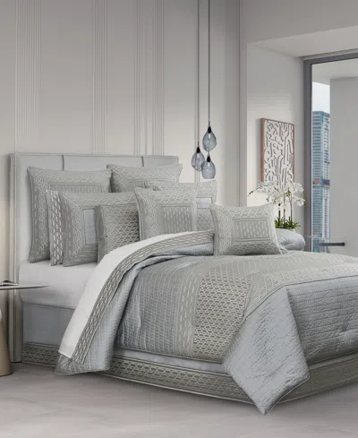 J Queen New York Metropolitan Embossed 4-pc. Comforter Set, Queen In Gray