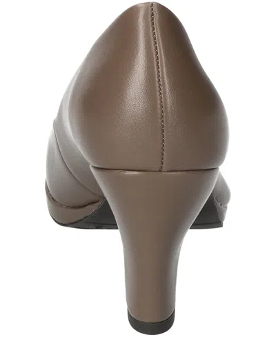 Easy Street Women's Equinox Platform Slip-on Pumps In Brown