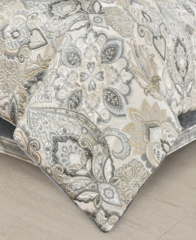 J Queen New York Annabelle Damask 4-pc. Comforter Set, King In Gray
