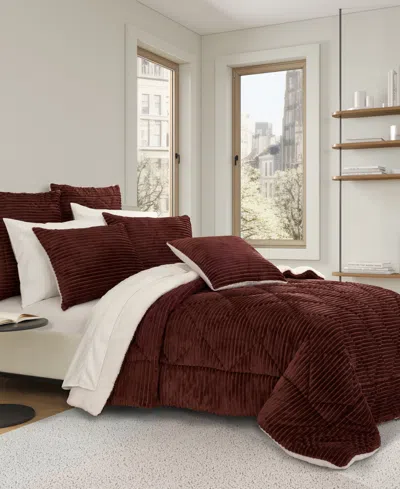 J Queen New York Everett Plush 3-pc. Comforter Set, Full/queen In Brown