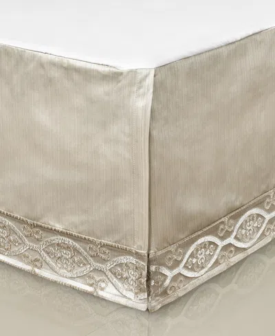 J Queen New York Amaretto Jacquard 4-pc. Comforter Set, California King In Brown