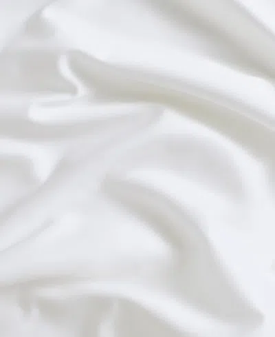 J Queen New York Premier 300-thread Count Sateen 2-pc. Pillowcase, Standard In White