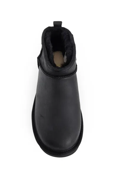 Ugg Classic Ultra Mini Black Ankle Boots With Shearling Lining In Leather Woman In Black