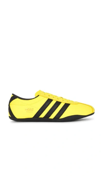 Adidas Originals Adidas Grand Court Lo Sneaker In Yellow