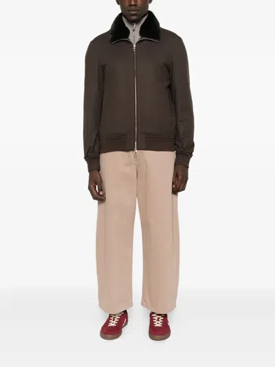 对比领拉链夹克