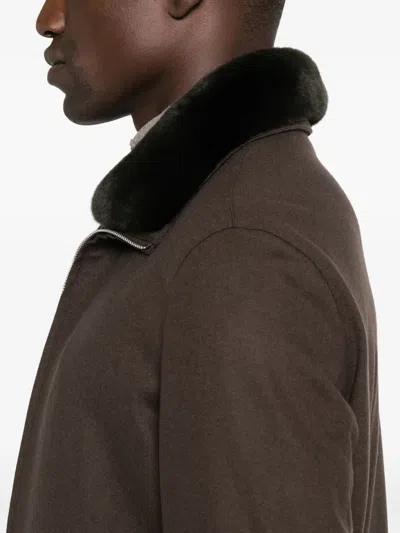 对比领拉链夹克