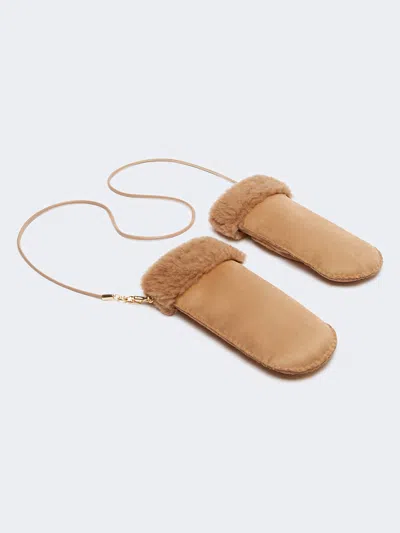 Max Mara Sand Faux Fur Lined Mittens In Brown