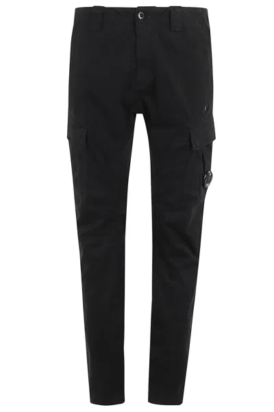 C.p. Company C.p.company Diagonal Raised Fleece Cargo Sweatpants In Black