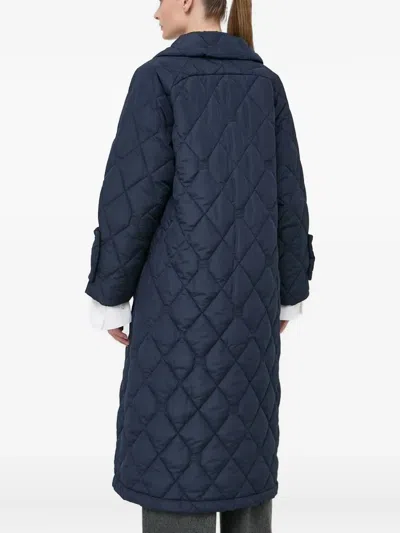 菱纹图案绗缝外套