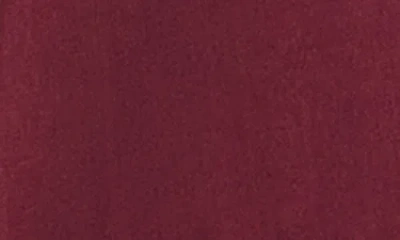 Steve Madden Women's Alessa Sleeveless Crew Neck Top In Burgundy