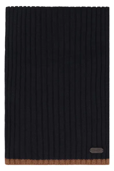 Moorer Ribbed-knit Rectangular Scarf In Black