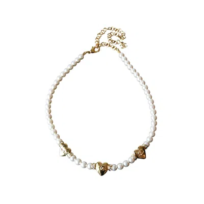 Pre-owned Chanel 24p Cc Logo Metal Heart With Crystal Strass Pearl Necklace Gold White