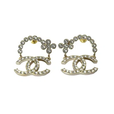 Pre-owned Chanel Cc Flower Crystal Strass Stud Earrings Gold