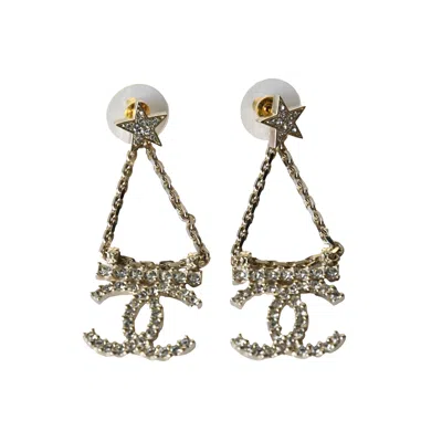 Pre-owned Chanel Crystal Strass Star Cc Drop Earrings Gold