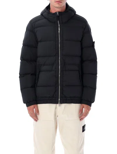 Stone Island Seamless Tunnel Hooded Down Jacket In Black