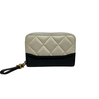 Pre-owned Chanel Black White Leather Coin Purse/coin Case () In Multi